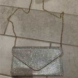 Sparkling Silver Envelope Crossbody Bag with Gold Chain